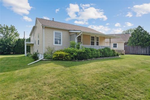 722 47th Ave, Amana, IA, 52203-8031 | Card Image