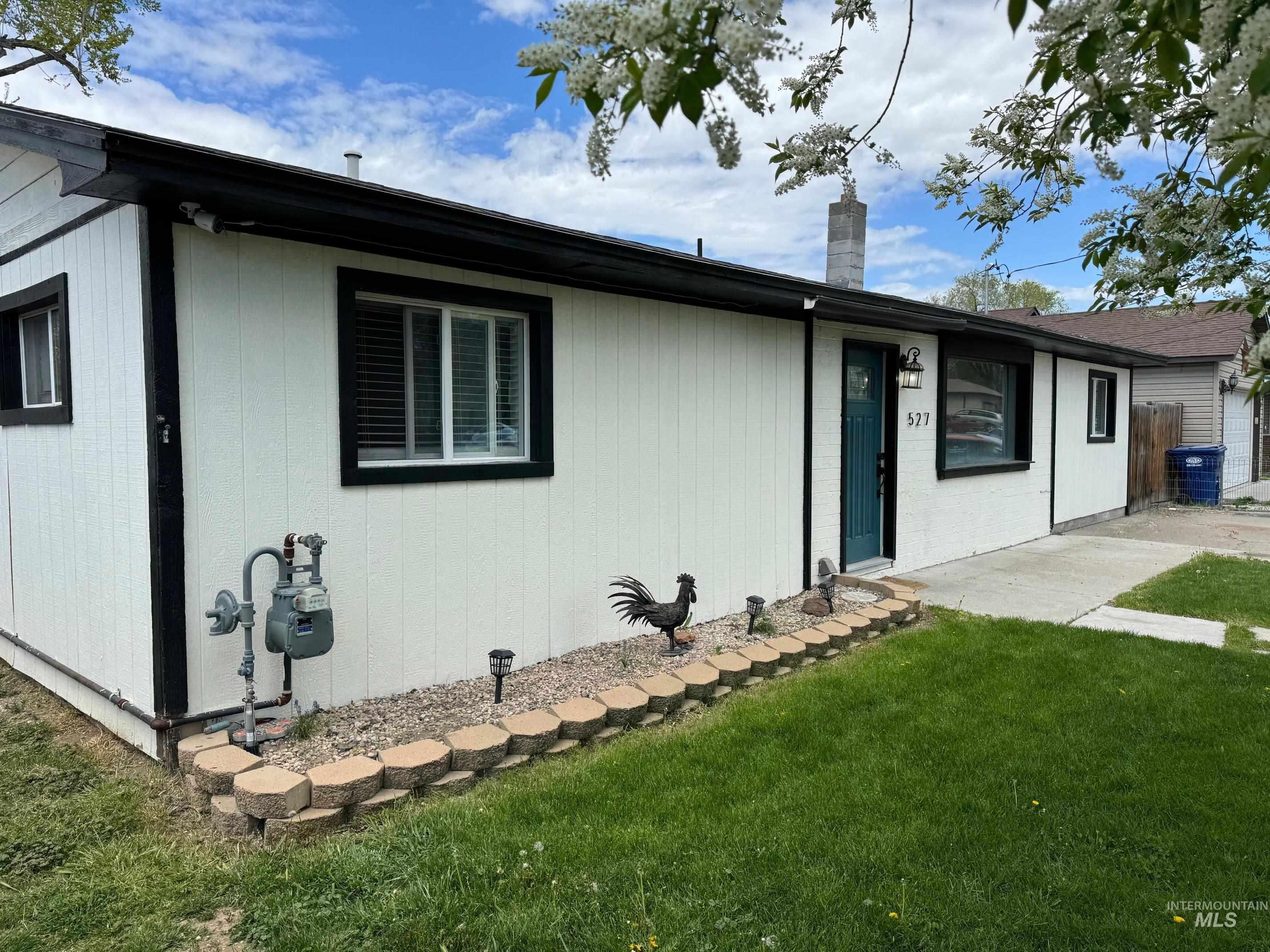 Jefferson St, Twin Falls, ID 83301