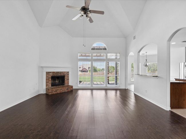 1617 Diamond Back Ln, House other with 5 bedrooms, 4 bathrooms and null parking in Haslet TX | Image 12