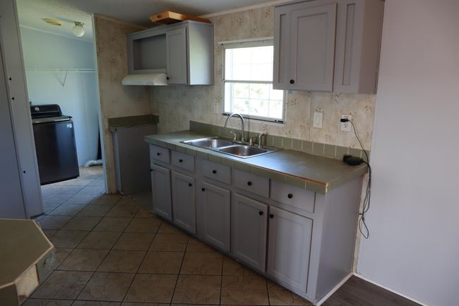 817 E 7 Th St, House other with 3 bedrooms, 2 bathrooms and null parking in Pahokee FL | Image 10