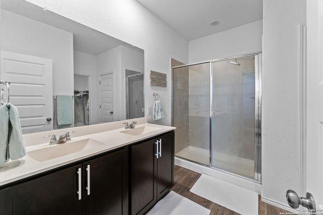 13229 Hagerd Loop, House other with 4 bedrooms, 2 bathrooms and null parking in St Hedwig TX | Image 20