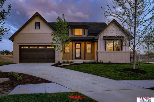20145 W St, Omaha, NE, 68135 | Card Image