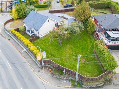 1671 Stewart Ave, House other with 2 bedrooms, 2 bathrooms and 4 parking in Nanaimo BC | Image 2