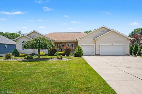846 Jennifer Trl, Tallmadge, OH, 44278-2967 | Card Image