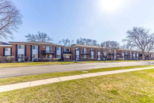 2k-2407 E Brandenberry Ct, Arlington Heights, IL, 60004-5114 | Card Image