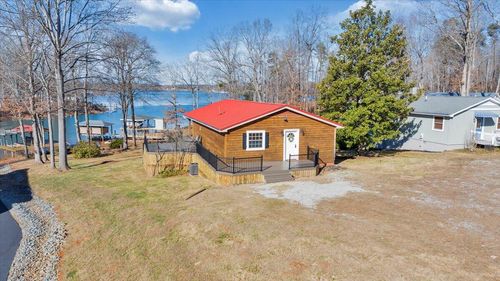 1111 Jefferson Dock Rd, Penhook, VA, 24137-3321 | Card Image