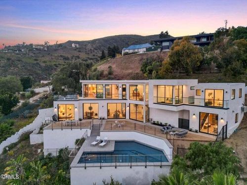 31220 Beach View Estates Dr, MALIBU, CA, 90265-2649 | Card Image