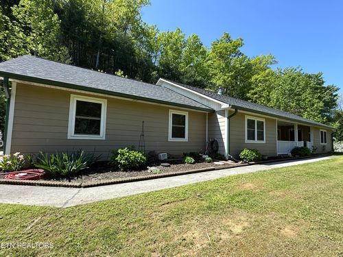 804 Punkton Rd, Del Rio, TN, 37727-3104 | Card Image