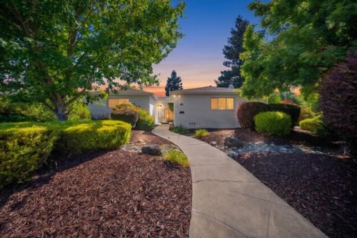 7171 Westmoreland Way, Sacramento, CA, 95831 | Card Image