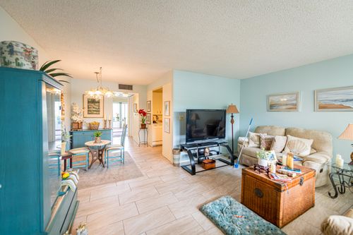 2905 Victoria Pl, Coconut Creek, FL, 33066-1319 | Card Image