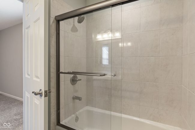 524 E 10 Th St, Townhouse with 2 bedrooms, 3 bathrooms and null parking in Indianapolis IN | Image 21