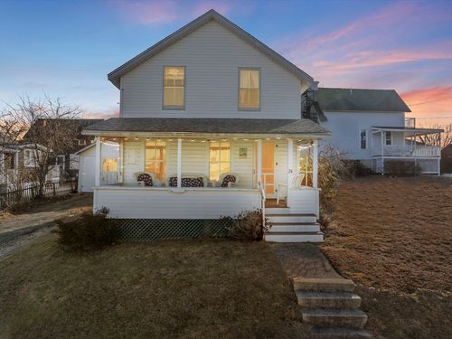 24 Forest Ave, Falmouth, MA, 02540-4002 | Card Image