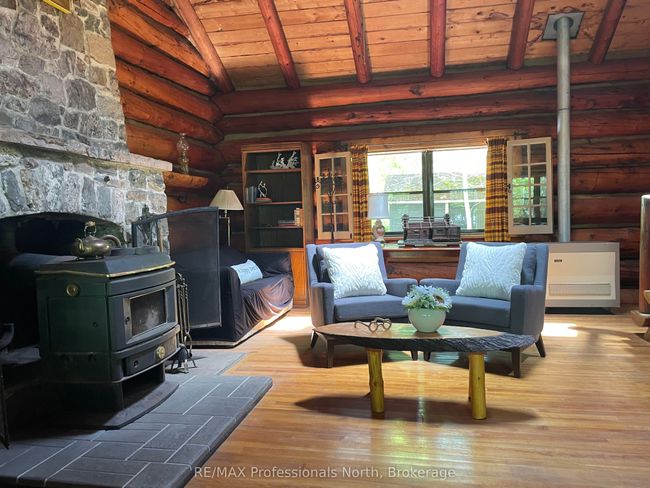 1174 Seabreeze Rd, House other with 2 bedrooms, 1 bathrooms and 4 parking in Dwight ON | Image 6