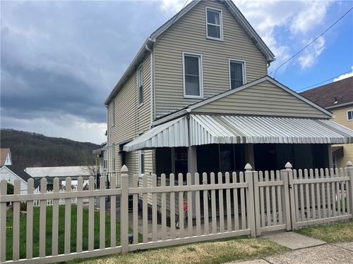 4408 3rd St, Mckeesport, PA, 15132-6009 | Card Image