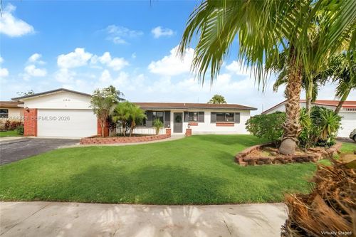 11941 Nw 23rd St, Pembroke Pines, FL, 33026 | Card Image