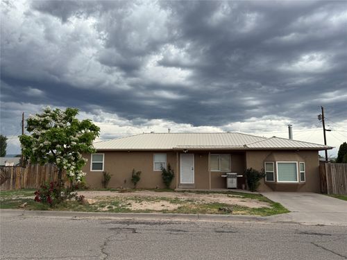 526 Camino Arbolera, Espanola, NM, 87532-3355 | Card Image