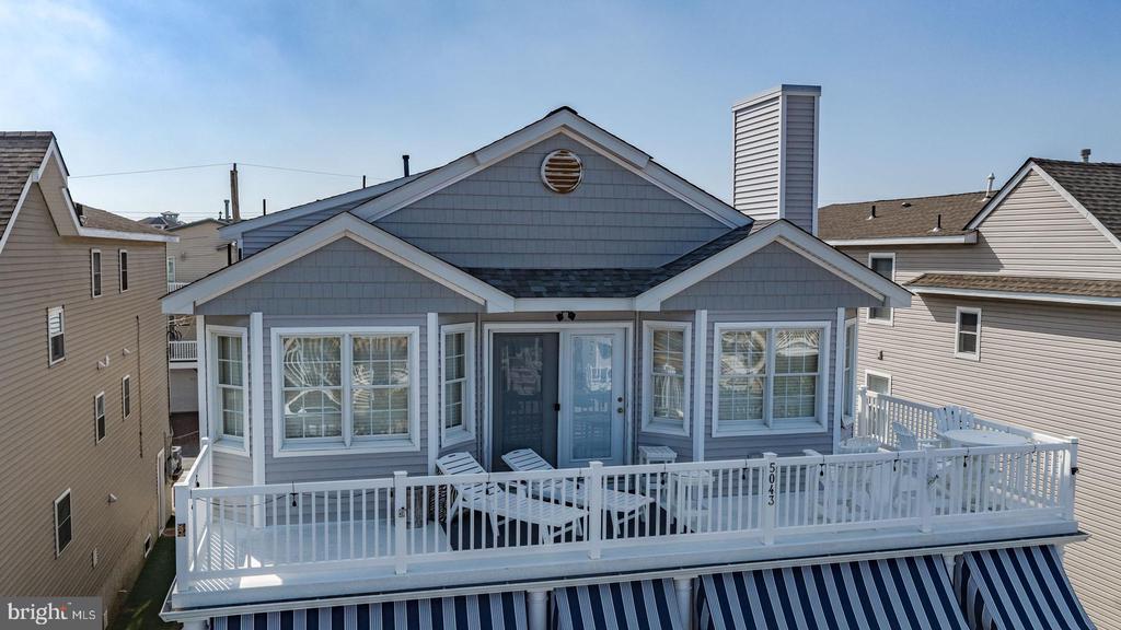 Residential in OCEAN CITY 4