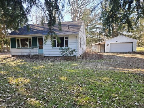 5331 Eagle Creek Rd, Leavittsburg, OH, 44430-9415 | Card Image