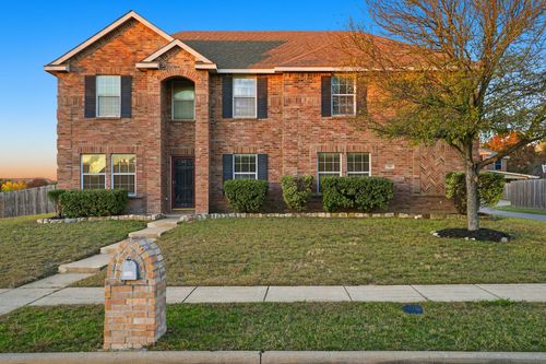 700 Locustberry Dr, Red Oak, TX, 75154-4247 | Card Image