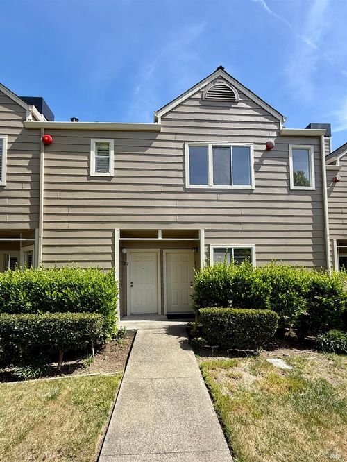 77 Parkview Circle, Corte Madera, CA, 94925 | Card Image