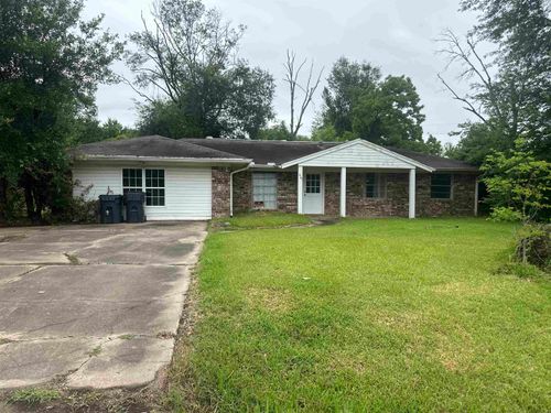421 Nancy, Bridge City, TX, 77611 | Card Image