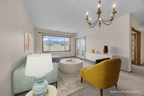 955 Golden Aspen Pl, Ashland, OR, 97520-9128 | Card Image