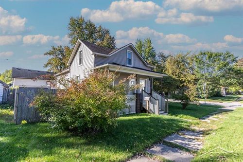 607 W Jenny St, Bay City, MI, 48706-4346 | Card Image