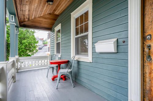 109 W Franklin St, Tarrytown, NY, 10591-3901 | Card Image