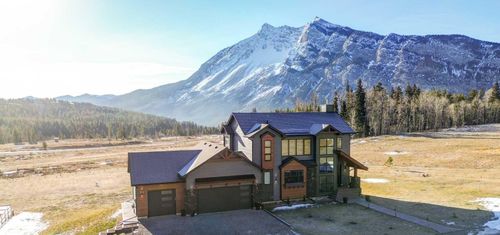 2616 Valley Ridge Dr, Blairmore, AB, T0K0E0 | Card Image