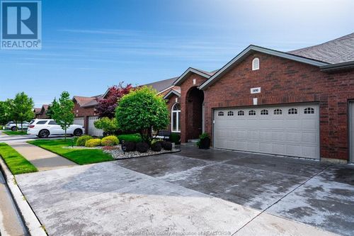 1490 Aspenshore Ave, Windsor, ON, N8P1Y5 | Card Image