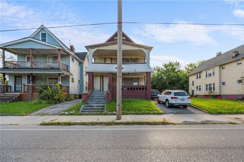 3545 E 116th St, Cleveland, OH, 44105-1800 | Card Image