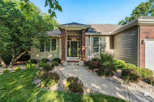 3700 Persimmon Cir, Manhattan, KS, 66503-9684 | Card Image