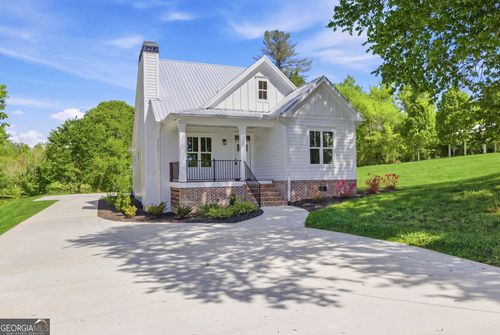 405 Roper Dr, CLARKESVILLE, GA, 30523-6618 | Card Image