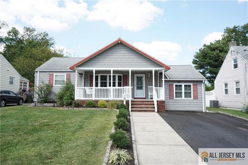 40 W Hill Rd, Colonia, NJ, 07067-3811 | Card Image