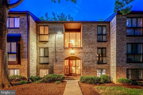 1b-2055 Royal Fern Ct, RESTON, VA, 20191-2055 | Card Image