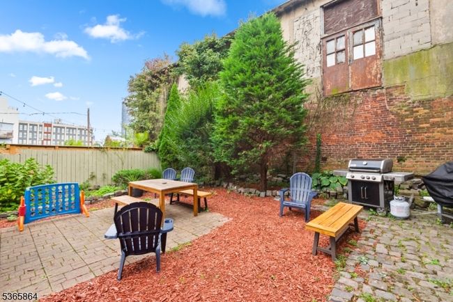 APT-219X - 300 Communipaw Ave, Townhouse with 3 bedrooms, 2 bathrooms and null parking in Jersey City NJ | Image 27