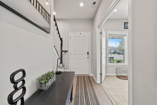 5018 Pettibone Pl, House other with 4 bedrooms, 3 bathrooms and null parking in South Bloomfield OH | Image 4