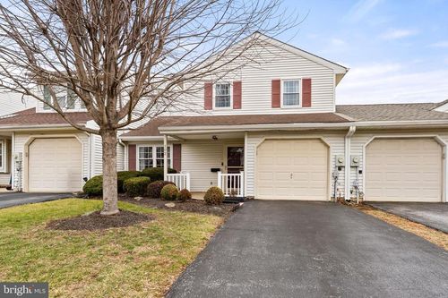 102 Upper Valley Ln, NEWARK, DE, 19711-6731 | Card Image