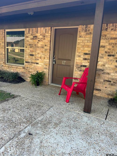 apt-12b-602 E South St, Lindale, TX, 75771-3372 | Card Image
