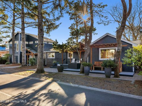 228 Beeswax Ln, Manzanita, OR, 97130-9005 | Card Image