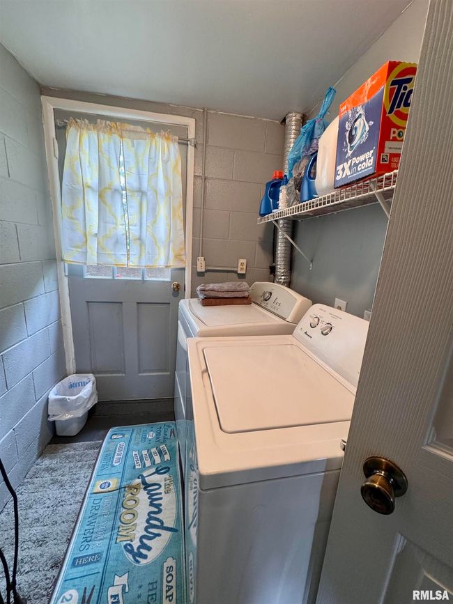 940 Memorial Dr, House other with 3 bedrooms, 2 bathrooms and null parking in Macomb IL | Image 21