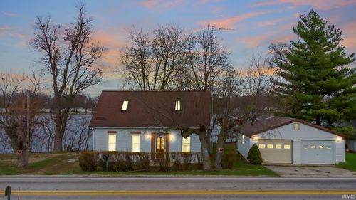 6793 N 300 E, Monon, IN, 47959-8048 | Card Image
