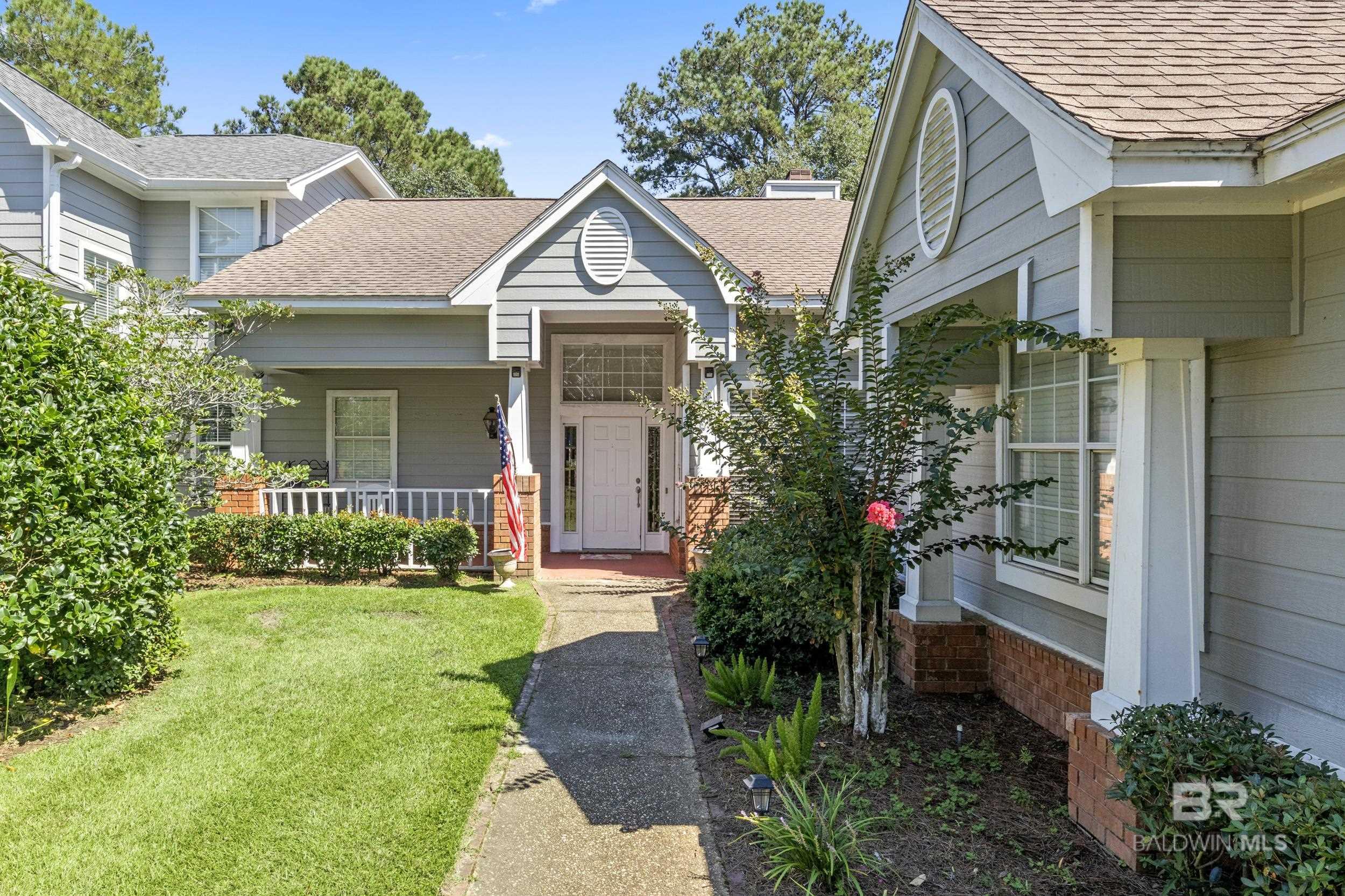Pinehurst Dr, Gulf Shores, AL 36542