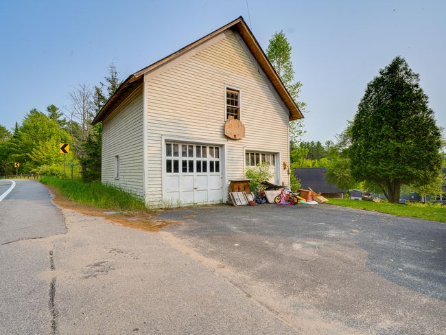 495 Nys Route 30, House other with 5 bedrooms, 2 bathrooms and null parking in Long Lake NY | Image 17
