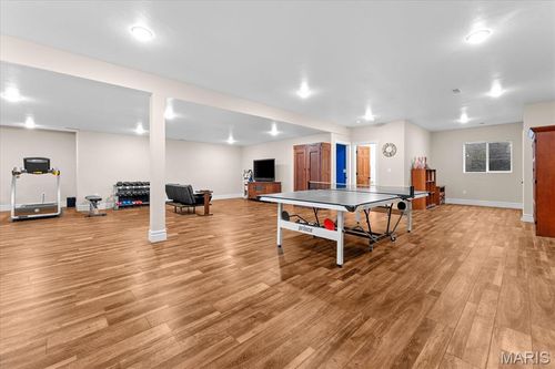 500 Shadow Rock Ct, Lebanon, IL, 62254-1861 | Card Image
