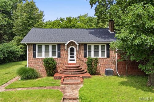 21 Creston Dr, Belleville, IL, 62223-1209 | Card Image