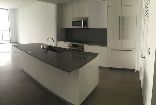 apt-3406-68 Se 6th St, Miami, FL, 33131-3497 | Card Image