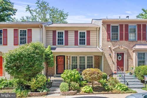 10338 Latney Rd, FAIRFAX, VA, 22032-3259 | Card Image