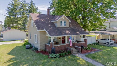 120 W Saint Clair Street, Vandalia, IL, 62471 | Card Image