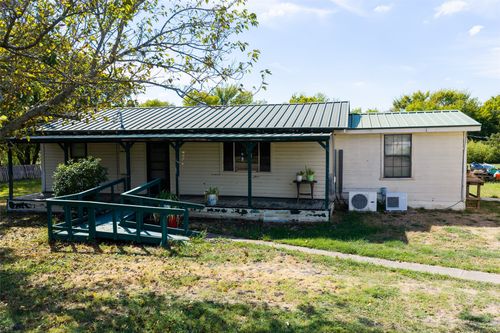 80 County Road 1118, Caddo Mills, TX, 75135-5851 | Card Image